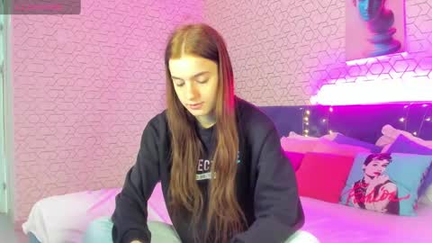 Snapshot of stacey_brown chatting on December 17, 2024, 1:50 am Stacey GMT5 Mo Tu We Th Fr Sa 3am -10am online show from December 17, 2024, 1:50 am