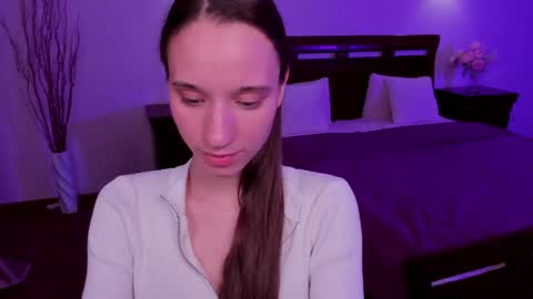 Snapshot of staceycutie chatting on June 3, 2026, 5:29 pm StaceyCutie online show from June 3, 2026, 5:29 pm
