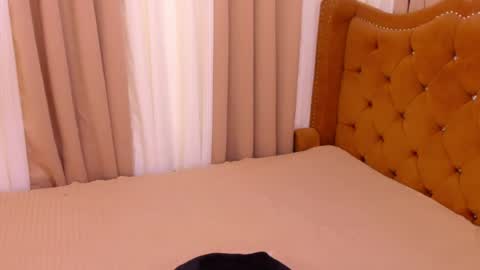 Snapshot of staceymariemojic chatting on August 3, 2026, 9:18 pm staceymariemojic online show from August 3, 2026, 9:18 pm