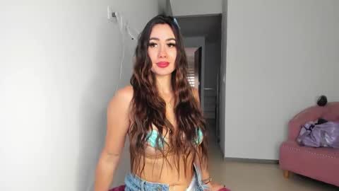 TWstacymalibu110 online show from December 13, 2025, 10:37 pm