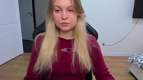 Stacy  online show from March 7, 2025, 10:02 am