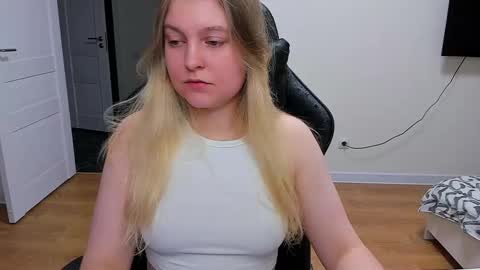 Stacy  online show from March 11, 2025, 8:20 pm