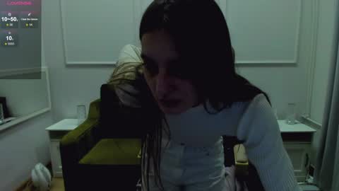 Sexy lips online show from December 1, 2024, 7:36 pm