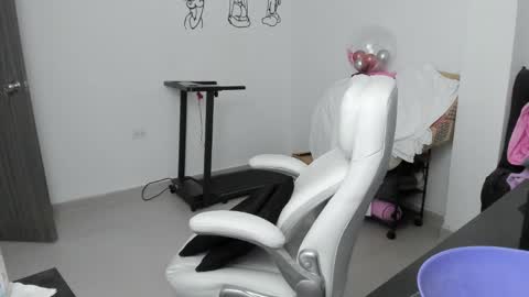 Zulma Yisset online show from January 16, 2026, 2:26 am