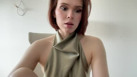 Snapshot of stacyluxxe chatting on July 6, 2026, 10:23 am Stacy online show from July 6, 2026, 10:23 am