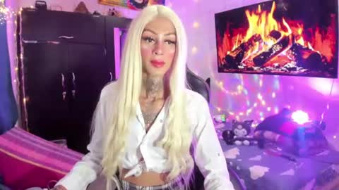 stacymalibuxx online show from July 17, 2026, 3:13 am