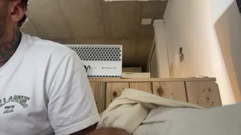 Snapshot of staernstar chatting on September 18, 2025, 7:21 am staernstar online show from September 18, 2025, 7:21 am