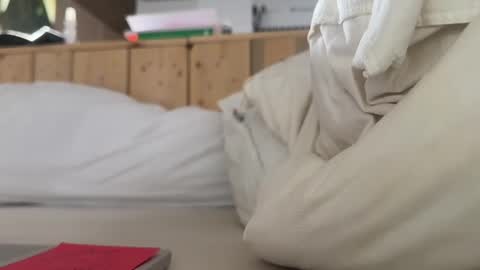 Snapshot of staernstar chatting on September 19, 2025, 7:10 am staernstar online show from September 19, 2025, 7:10 am