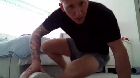 Snapshot of stanleyyyy26 chatting on February 18, 2026, 2:02 pm stanleyyyy26 online show from February 18, 2026, 2:02 pm