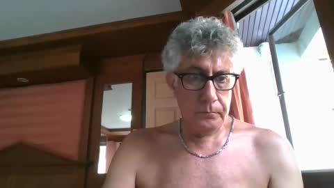 Snapshot of star0806666a chatting on February 5, 2025, 8:54 am star0806666a online show from February 5, 2025, 8:54 am