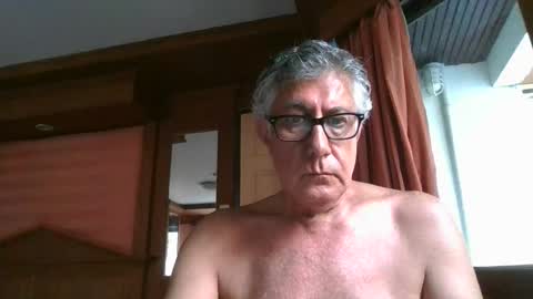 Snapshot of star0806666a chatting on February 7, 2025, 2:40 am star0806666a online show from February 7, 2025, 2:40 am