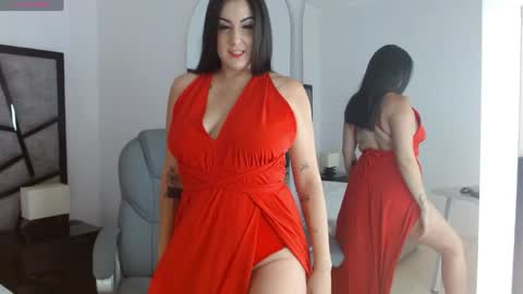 Snapshot of star_bluue chatting on May 13, 2026, 3:26 am star_bluue online show from May 13, 2026, 3:26 am