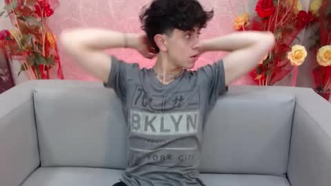 star_boyx online show from September 22, 2025, 8:33 pm