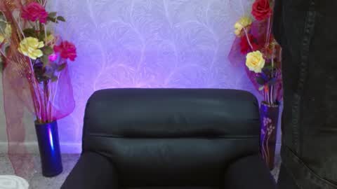 star_boyx online show from October 11, 2025, 2:48 pm