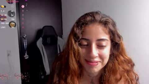 Snapshot of star_shooting chatting on October 31, 2025, 12:44 am star_shooting online show from October 31, 2025, 12:44 am