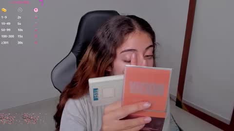 Snapshot of star_shooting chatting on December 3, 2025, 9:35 pm star_shooting online show from December 3, 2025, 9:35 pm