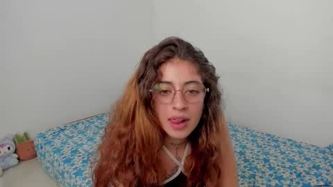 Snapshot of star_shooting chatting on February 23, 2026, 7:33 pm star_shooting online show from February 23, 2026, 7:33 pm