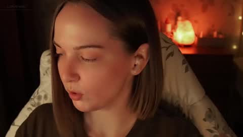 Alice online show from March 6, 2025, 1:46 pm