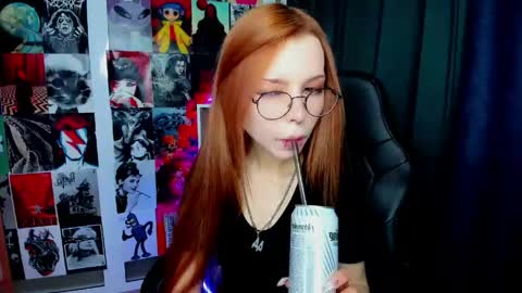Tarra online show from April 21, 2026, 2:51 am