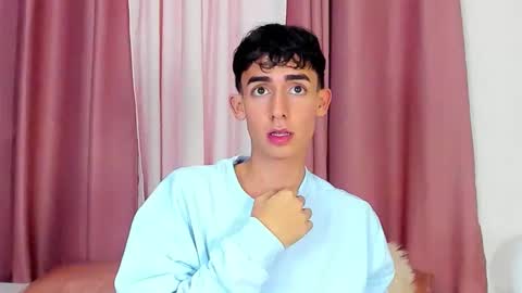 Snapshot of starboyy_77 chatting on December 21, 2025, 12:34 pm Ethan online show from December 21, 2025, 12:34 pm