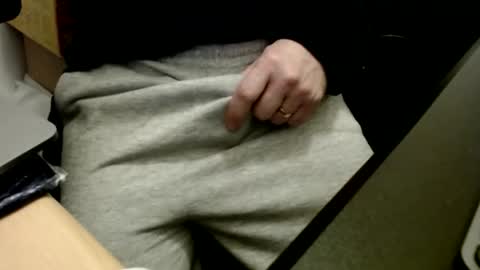 stargazer1069 online show from February 7, 2025, 8:22 am