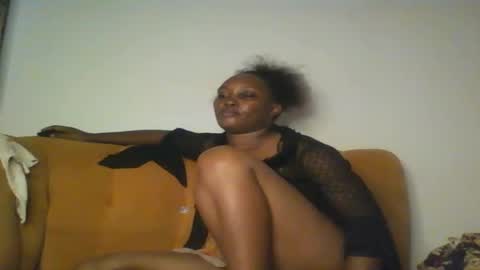 Snapshot of stargirl880271 chatting on October 16, 2025, 2:56 am isha online show from October 16, 2025, 2:56 am