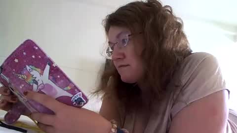 starlagurl online show from February 18, 2025, 7:43 am
