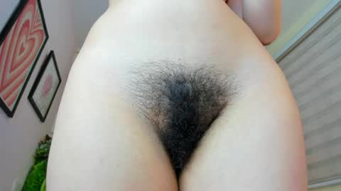 Alisson  online show from April 7, 2026, 1:17 am