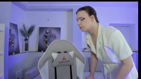 Snapshot of starlight_madison chatting on February 16, 2026, 2:07 am Madison online show from February 16, 2026, 2:07 am