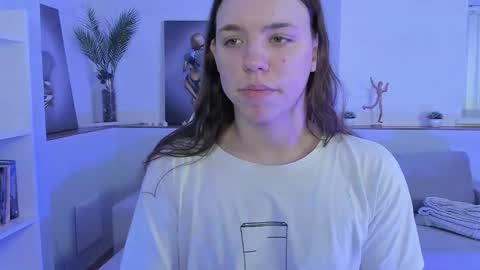 Snapshot of starlight_madison chatting on March 1, 2026, 2:02 am Madison online show from March 1, 2026, 2:02 am