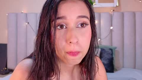 M O O N  online show from June 23, 2026, 2:53 am