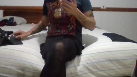 Snapshot of starvingbps chatting on November 14, 2025, 4:55 am starvingbps online show from November 14, 2025, 4:55 am