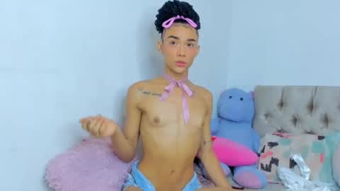 stassiebell online show from December 12, 2024, 6:57 am