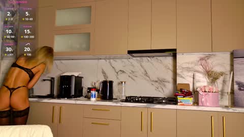 StasyQ555 online show from November 22, 2025, 6:40 pm