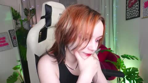 MONICA online show from October 26, 2025, 1:28 pm