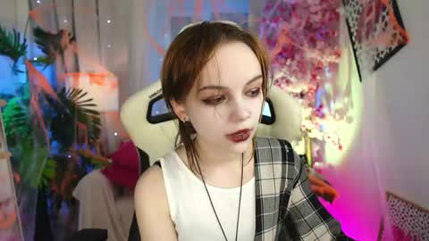 MONICA online show from November 2, 2025, 1:46 pm