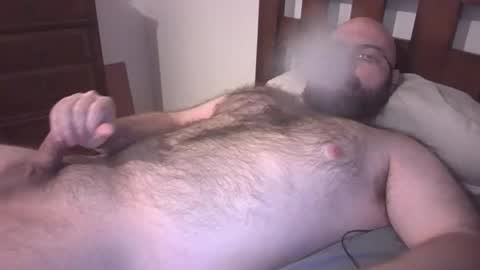 Snapshot of stealthytuna95 chatting on April 15, 2026, 4:58 pm mike online show from April 15, 2026, 4:58 pm