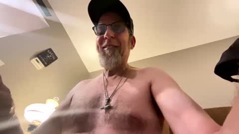 steel259373 online show from October 8, 2025, 3:59 am