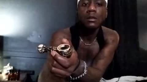 Infamousx online show from December 1, 2025, 5:45 am