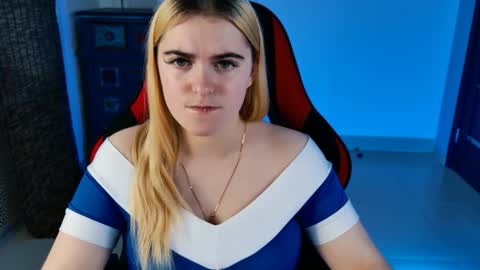 Snapshot of stef_nicks chatting on October 24, 2025, 6:54 am stef_nicks online show from October 24, 2025, 6:54 am