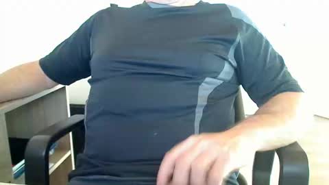 Stefan online show from November 12, 2025, 7:53 am