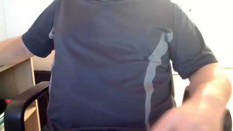 Stefan online show from November 17, 2025, 7:36 am