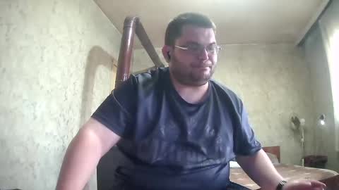 Stefan online show from July 4, 2026, 5:57 am