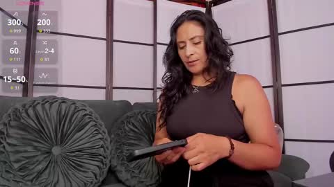 Stafania 3 online show from February 12, 2026, 4:46 pm