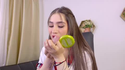 Snapshot of stefannycipriani_ chatting on May 11, 2026, 4:04 pm stefannycipriani_ online show from May 11, 2026, 4:04 pm