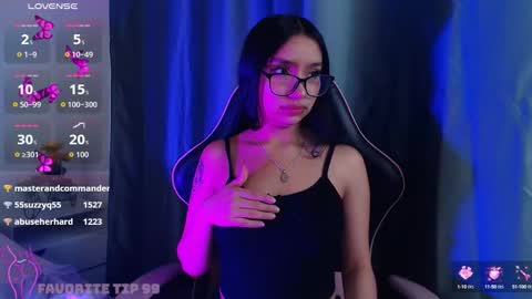 Stefanny lopez online show from September 17, 2025, 11:23 am