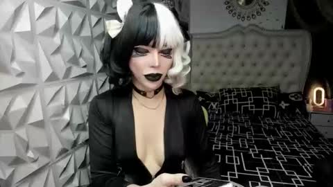 Jane online show from April 17, 2026, 7:11 am