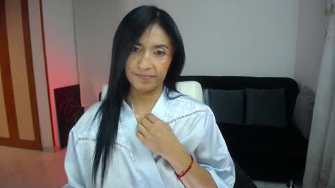 Snapshot of steffy_31 chatting on December 17, 2024, 3:28 am Steffy online show from December 17, 2024, 3:28 am