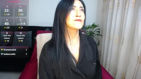 Snapshot of steffy_31 chatting on October 8, 2025, 1:36 am Steffy online show from October 8, 2025, 1:36 am