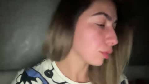 Snapshot of stefy_glow chatting on November 2, 2025, 9:39 pm stefy_glow online show from November 2, 2025, 9:39 pm